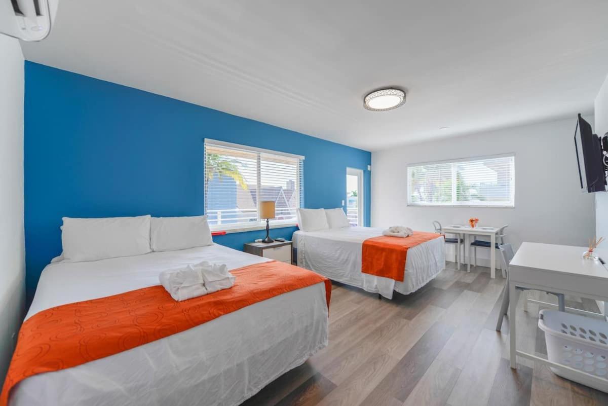 Cozy 1 Bedroom With Pool Steps From The Beach #41 Hollywood Exteriör bild