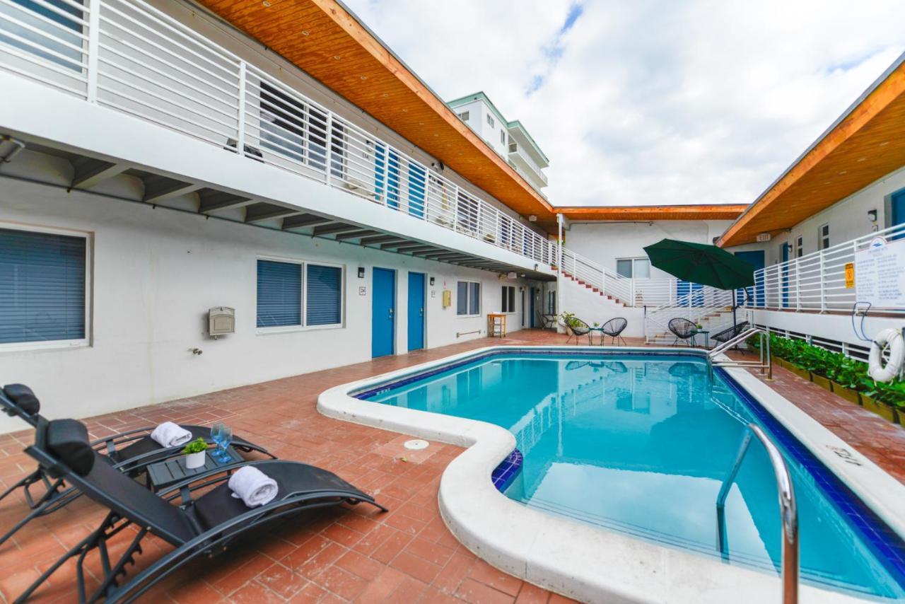 Cozy 1 Bedroom With Pool Steps From The Beach #41 Hollywood Exteriör bild