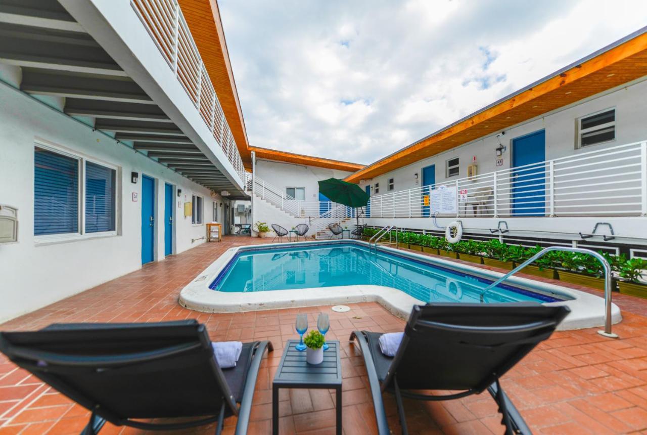 Cozy 1 Bedroom With Pool Steps From The Beach #41 Hollywood Exteriör bild